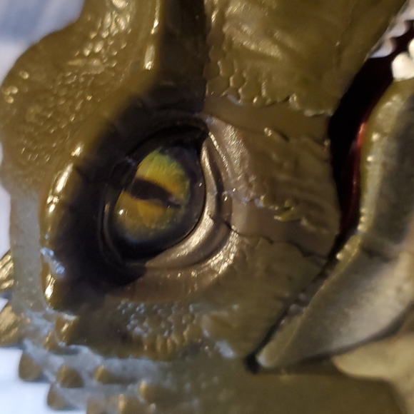 Zuru Dinosaur Chomping and Walking  Action Figure - Picture 11 of 11